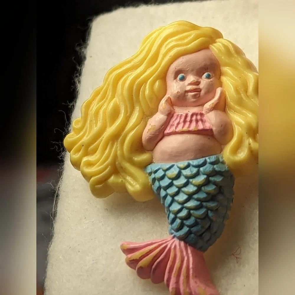 💛 Sweet Sea Avon 1986, Tomy 1985 Mermaid Pin brooch Vintage jewelry